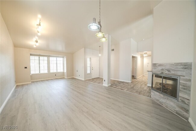 3101 Budding Blossom Ct in Las Vegas, NV - Building Photo - Building Photo