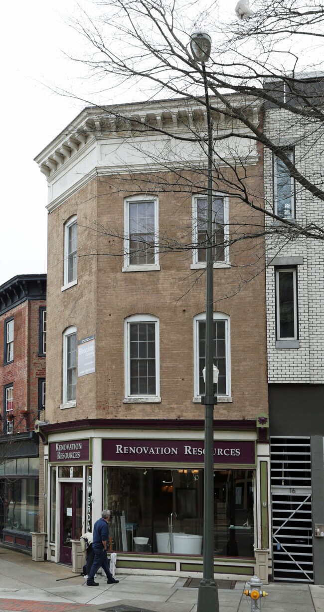18 W Broad St in Richmond, VA - Foto de edificio - Building Photo
