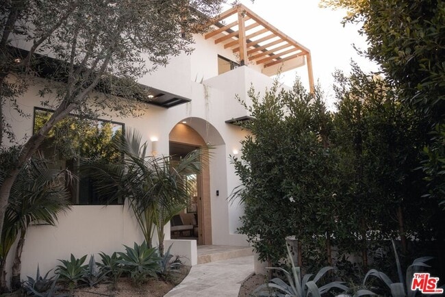 property at 6546 Colgate Ave