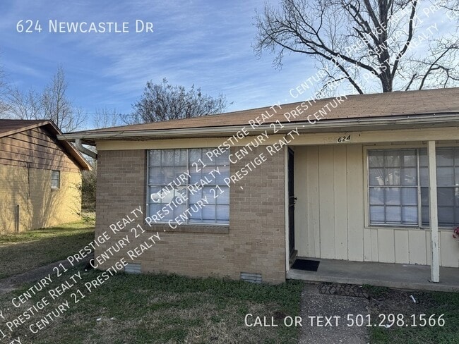 624 Newcastle Dr in Sherwood, AR - Building Photo - Building Photo