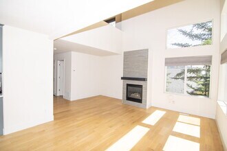 55 Salt Lick Cir in Silverthorne, CO - Building Photo - Building Photo