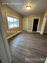 809 Milton Ave in Janesville, WI - Foto de edificio - Building Photo