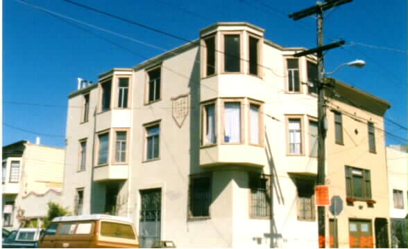 3102 25th St in San Francisco, CA - Foto de edificio - Building Photo