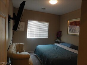2715 Amazing Meadows Ave in North Las Vegas, NV - Building Photo - Building Photo
