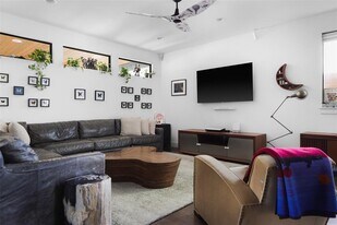 4420 Mt Vernon Dr in Austin, TX - Building Photo