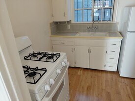 626 Rose Ave in Venice, CA - Building Photo