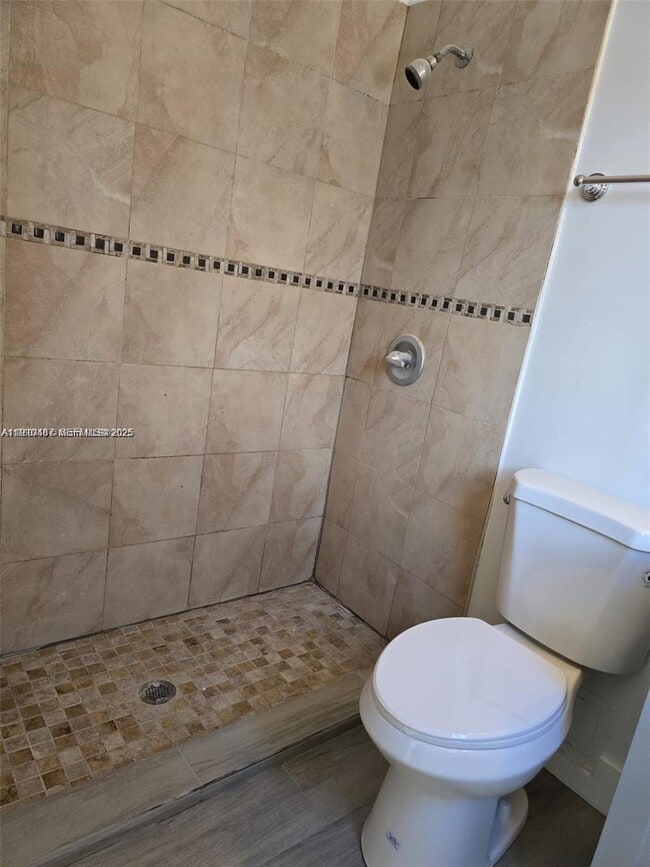 1245 NE 110th Terrace in Miami, FL - Building Photo - Building Photo