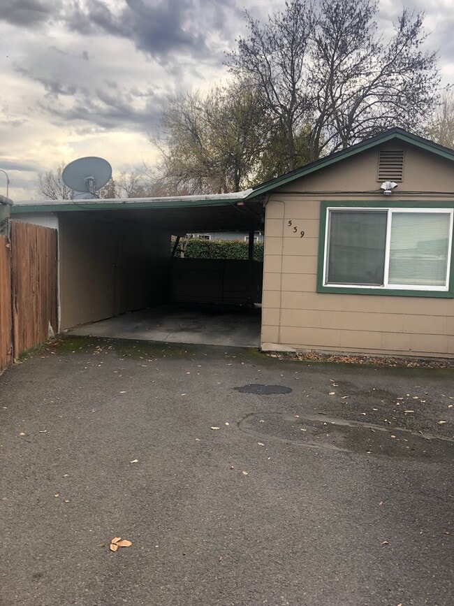547-R547 Mary St in Medford, OR - Building Photo - Building Photo
