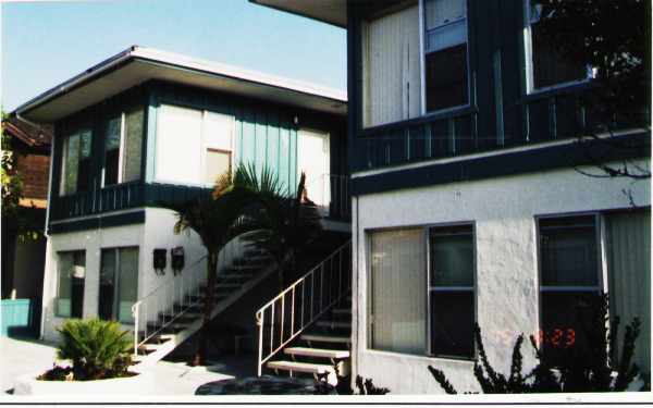 734-740 Jamaica Ct in San Diego, CA - Foto de edificio