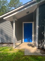 738 Hedgelawn Way in Fayetteville, NC - Building Photo