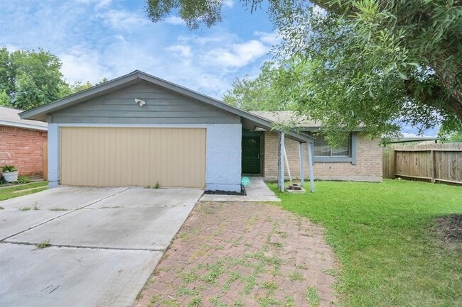 property at 4803 Beechaven St