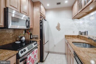 1601 Spring Garden St in Philadelphia, PA - Foto de edificio - Building Photo