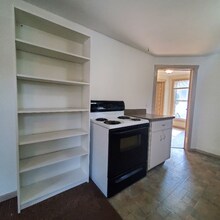 301 S Main St in Troy, ID - Building Photo - Building Photo