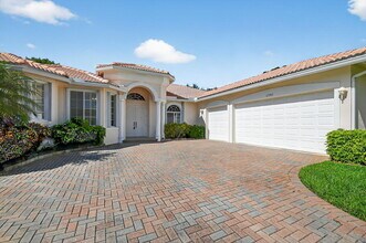 11582 Windsor Bay Pl in Wellington, FL - Foto de edificio - Building Photo