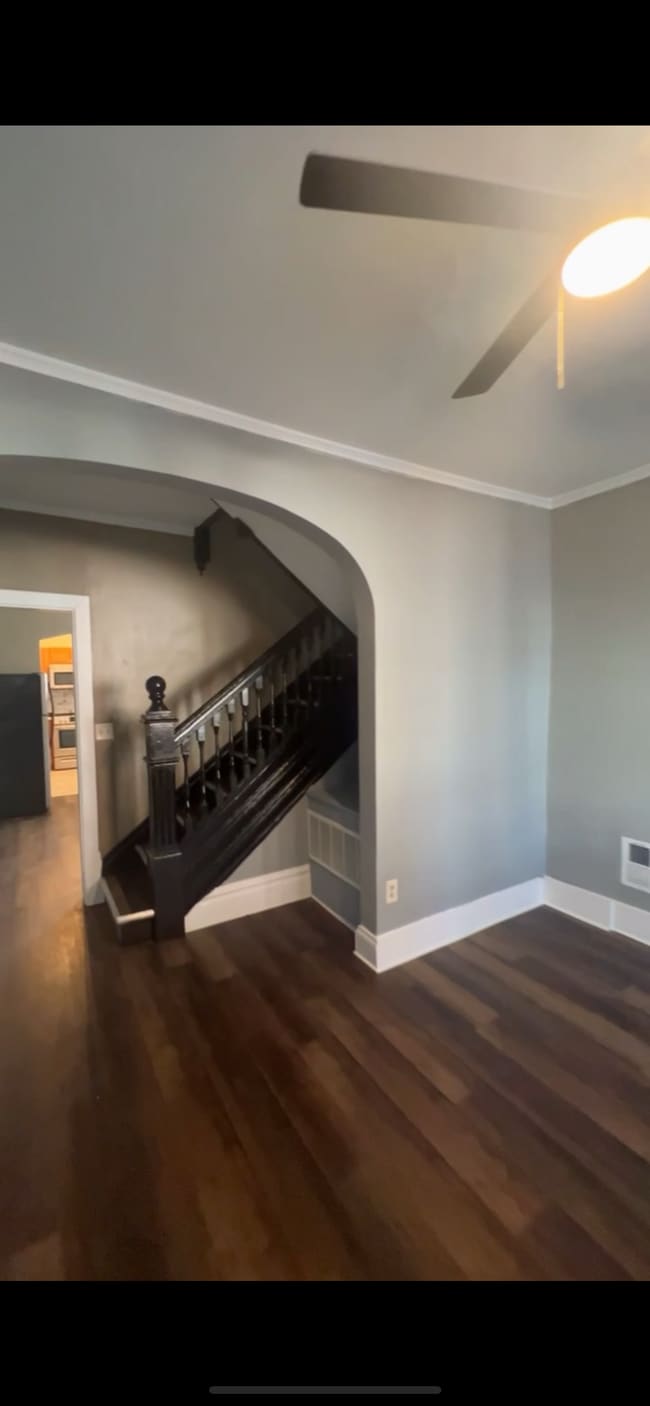 1229 Derry St, Unit 1229 Derry street