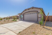 16373 W Questa Dr in Surprise, AZ - Foto de edificio - Building Photo