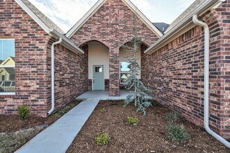 9320 NW 146th St in Yukon, OK - Building Photo - Building Photo