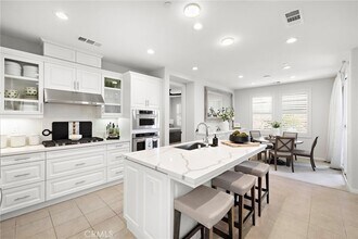 149 Garcilla Dr in Mission Viejo, CA - Foto de edificio - Building Photo