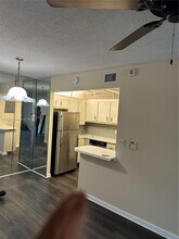 5 Jacaranda Dr, Unit 206 in Plantation, FL - Building Photo - Building Photo