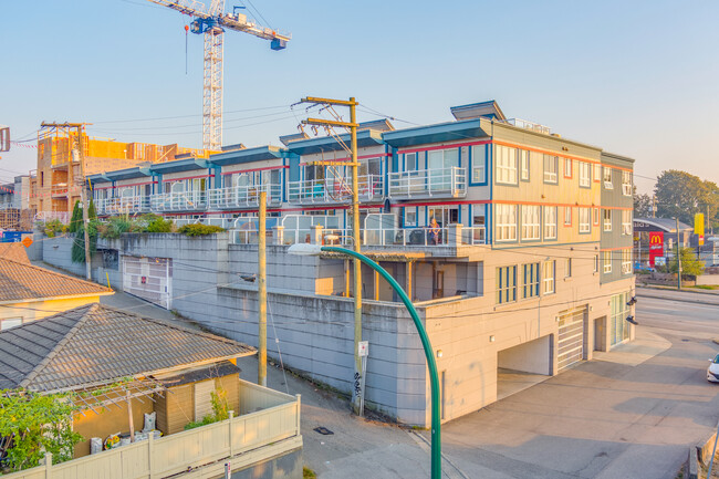 Zoey in Vancouver, BC - Building Photo - Building Photo