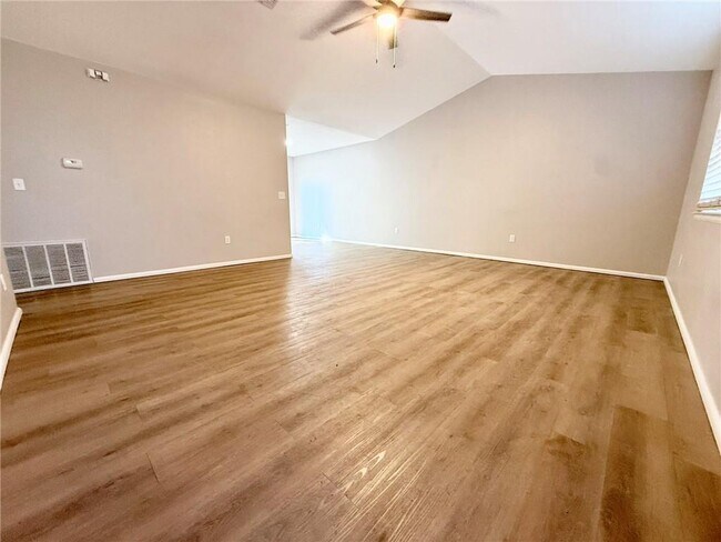 2607 Walker St in Bentonville, AR - Building Photo - Building Photo