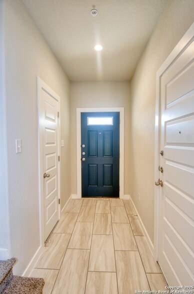 8403 V. Verona in San Antonio, TX - Building Photo - Building Photo