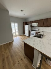 3703 Derbigny St in Metairie, LA - Building Photo - Building Photo