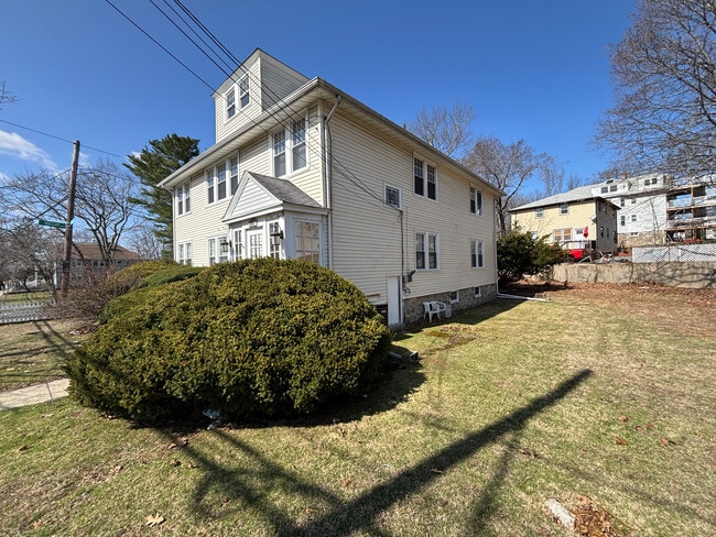 property at 5051 Washington St