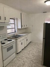1407 E Howry Ave in DeLand, FL - Building Photo - Building Photo