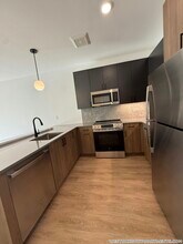 199 Gardner St in Boston, MA - Foto de edificio - Building Photo