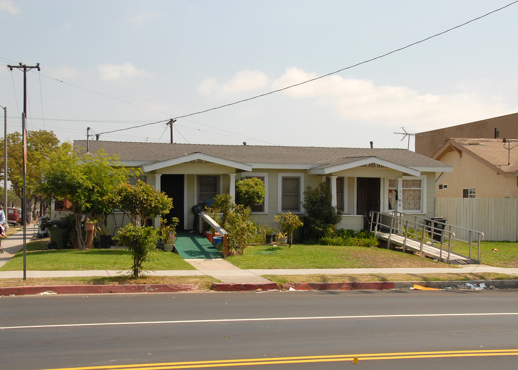 1162 Broad Ave in Wilmington, CA - Building Photo