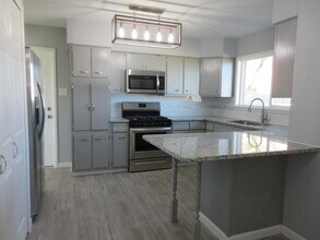 3302 Zircon Dr in El Paso, TX - Building Photo - Building Photo