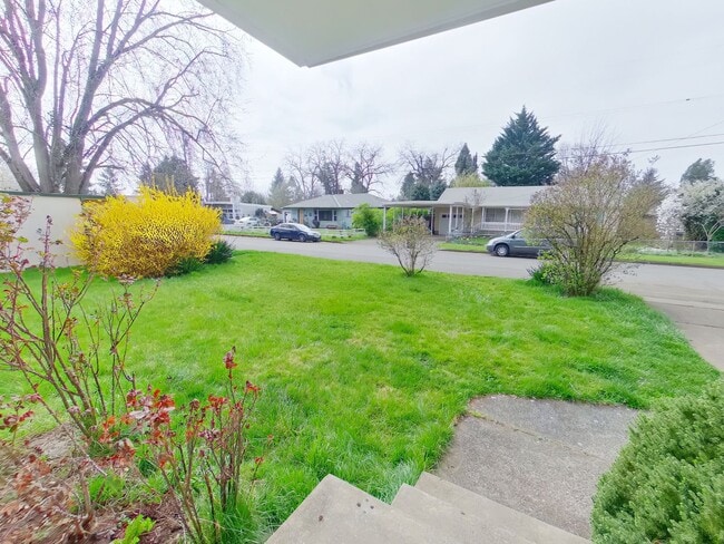 511 Waite St in Eugene, OR - Building Photo - Building Photo