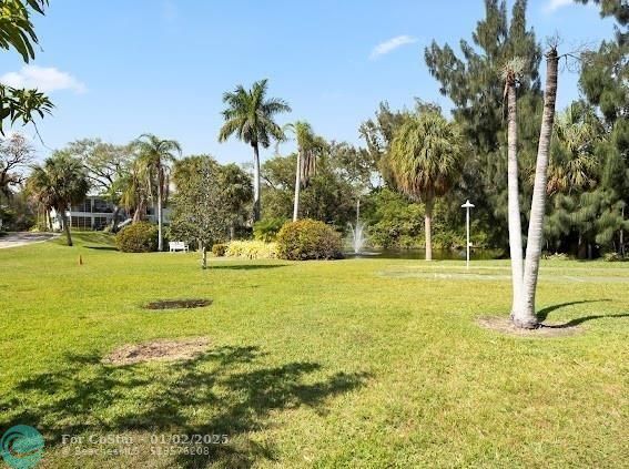 1050 SE 14th Pl in Fort Lauderdale, FL - Building Photo