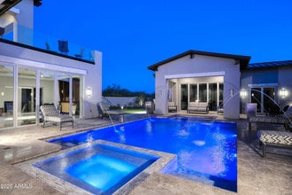 9979 E Toms Thumb in Scottsdale, AZ - Building Photo - Building Photo