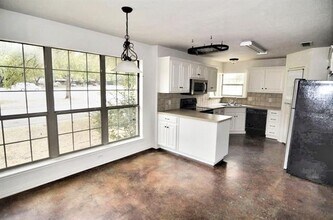 1730 Scenic Dr in Arlington, TX - Building Photo - Building Photo