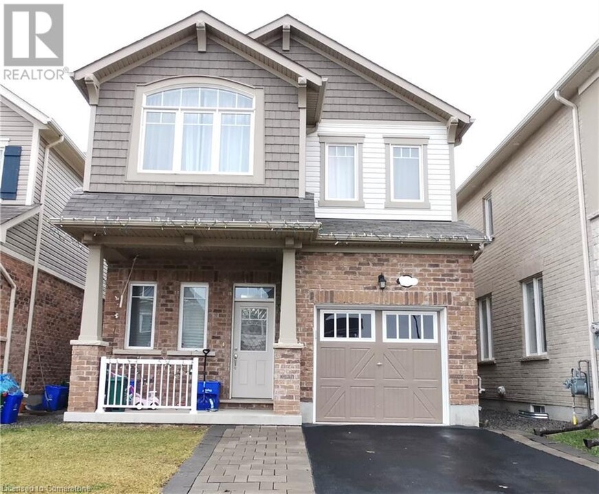 1462 Farmstead Dr in Milton, ON - Building Photo