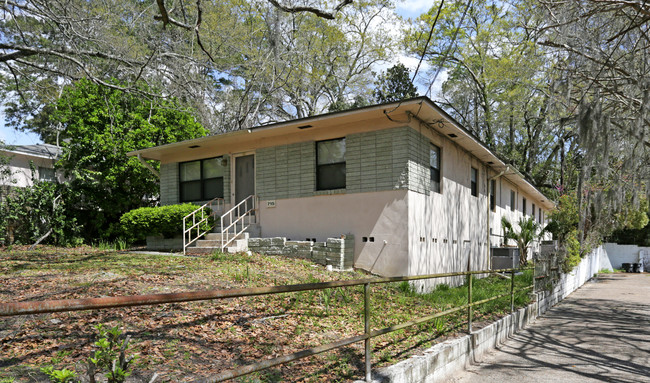 717 N Gadsden St in Tallahassee, FL - Building Photo - Building Photo