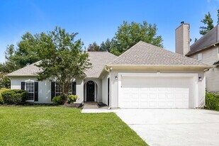 725 Claiborne St in Helena, AL - Building Photo