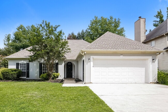 property at 725 Claiborne St