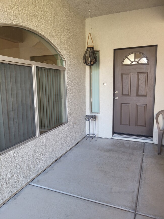 2775 Country Club Dr in Bullhead City, AZ - Foto de edificio - Building Photo