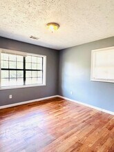 1604 Bruce Ave in Opelika, AL - Building Photo - Building Photo