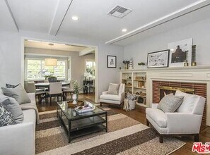 5501 Morella Ave in Los Angeles, CA - Building Photo - Building Photo