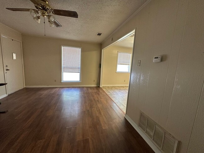 410 N Joplin Ave in Russellville, AR - Building Photo - Building Photo