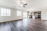 5108 Apsley Dr photo'