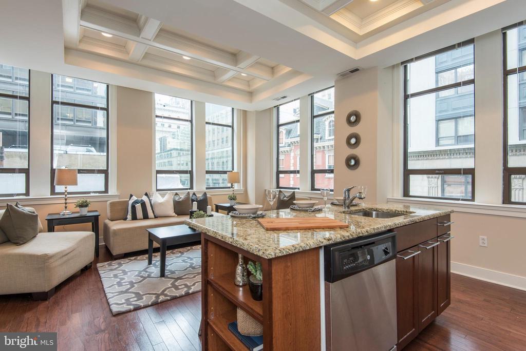 1501 Locust St in Philadelphia, PA - Building Photo