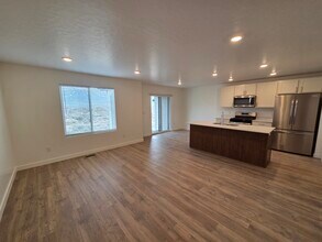 4426 North St in Lehi, UT - Building Photo - Building Photo