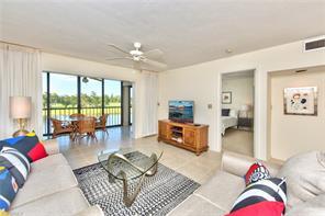 400 Fox Haven Dr-Unit -4210 in Naples, FL - Building Photo - Building Photo