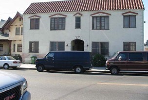 1141 Echo Park Ave in Los Angeles, CA - Building Photo