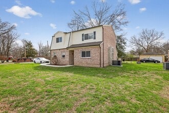 601 E Grundy St, Unit B in Tullahoma, TN - Building Photo - Building Photo